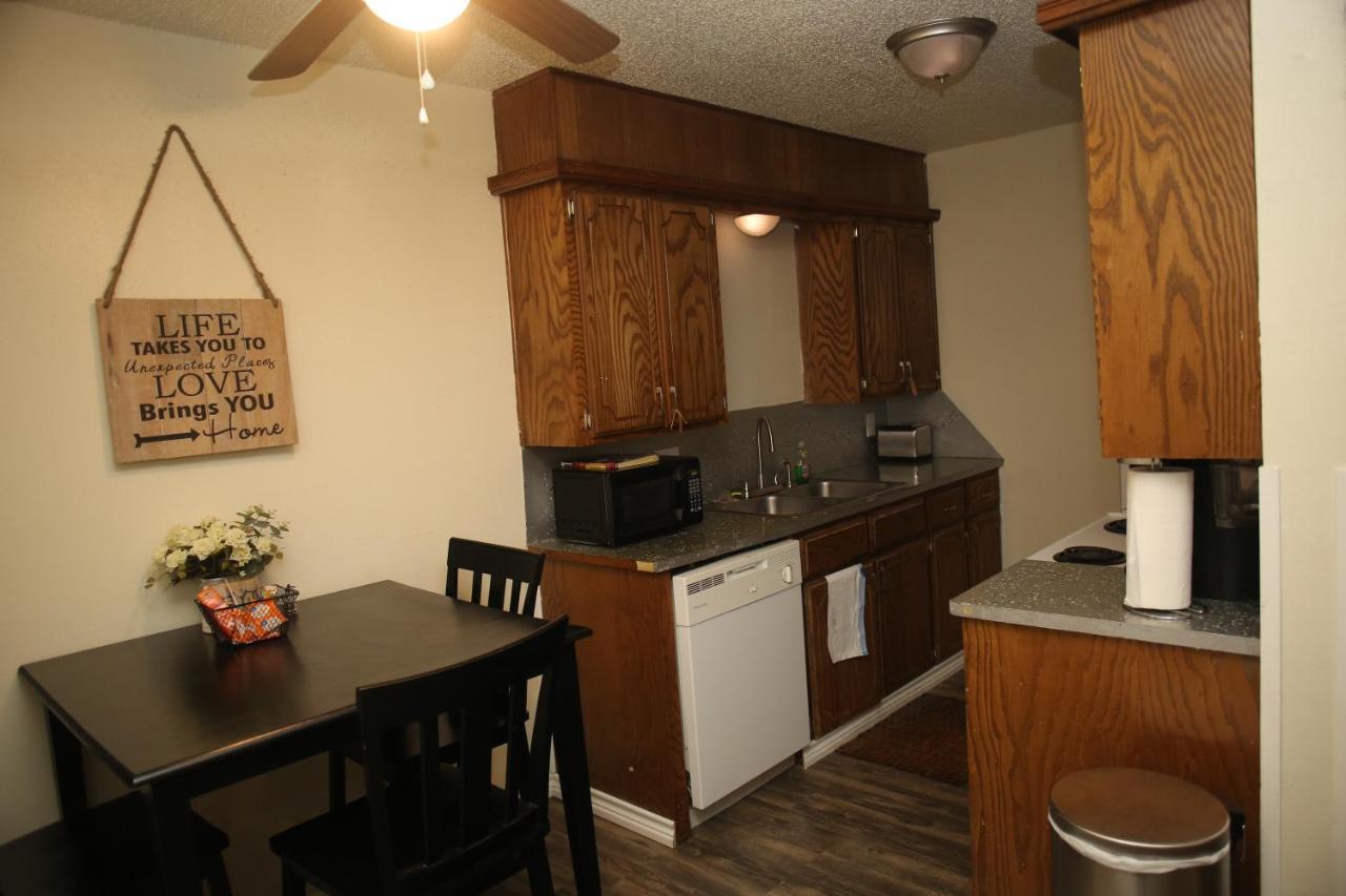 شقة 2 Bed/ 1 Bath Next To Ft. Sill لوتون المظهر الخارجي الصورة